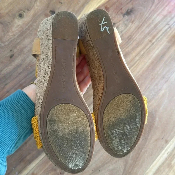 Lucky Brand | Kierony Crocheted Wedges | Golden Yellow | size 7.5 - Picture 7 of 9